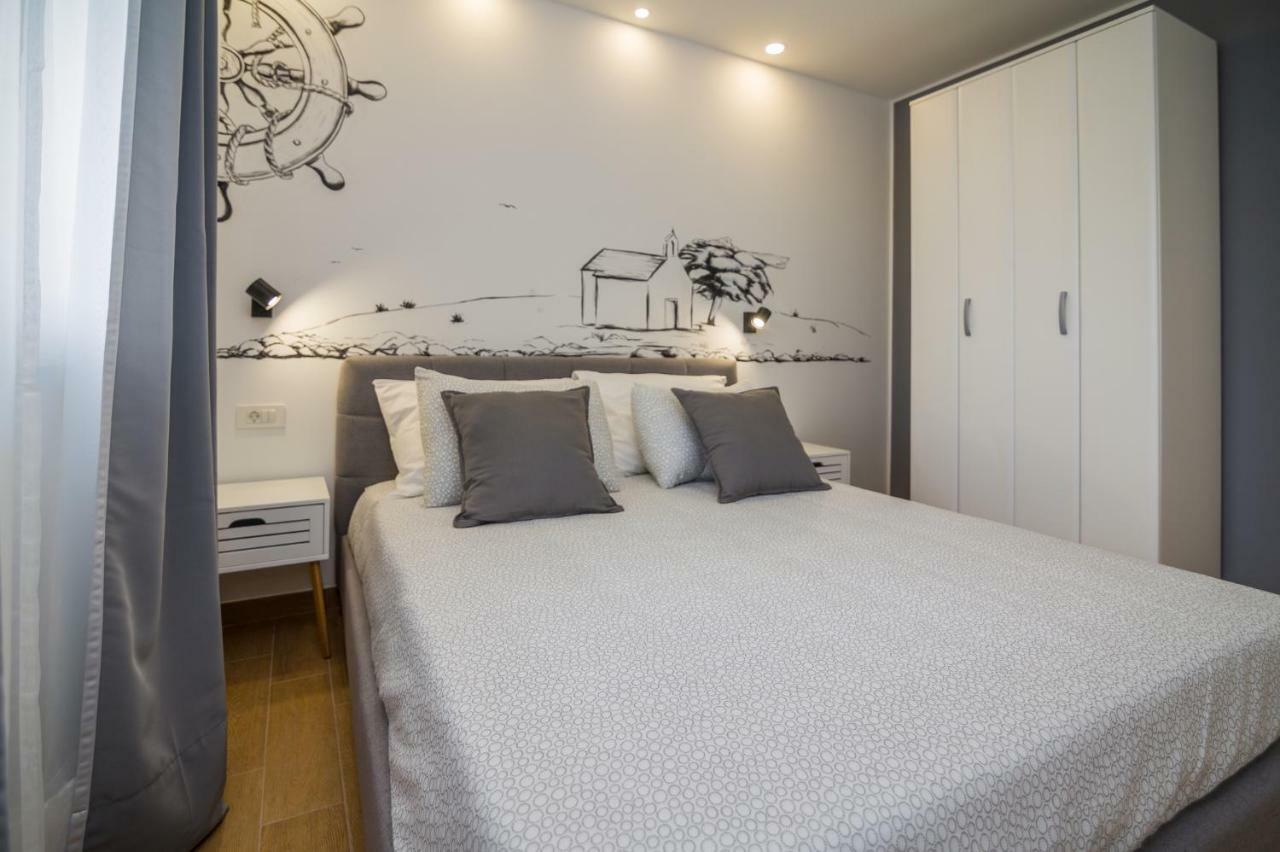 Fk Apartments Pakostane Bagian luar foto