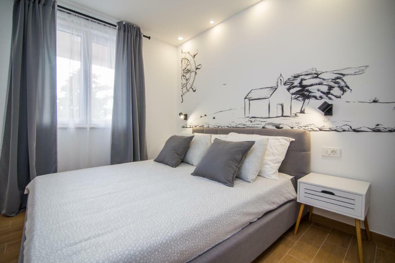 Fk Apartments Pakostane Bagian luar foto