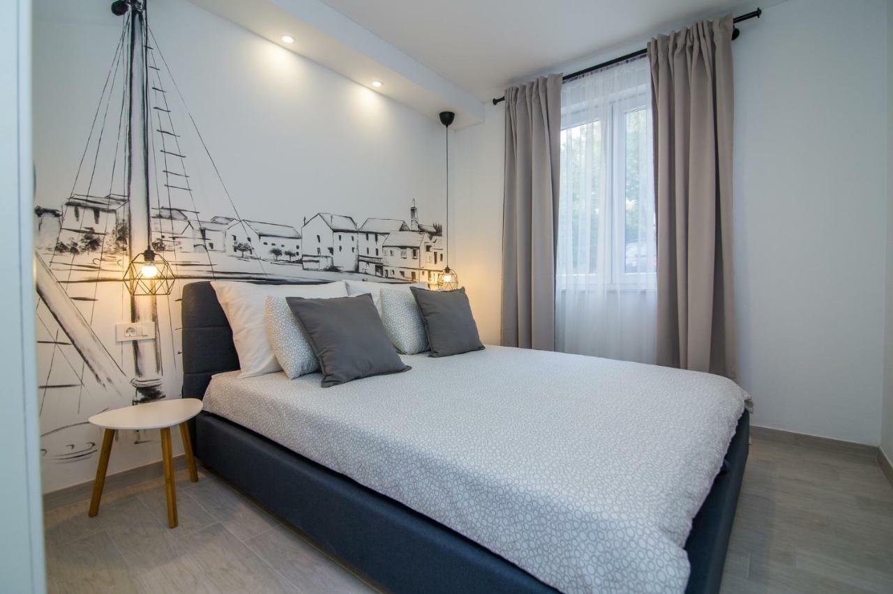 Fk Apartments Pakostane Bagian luar foto