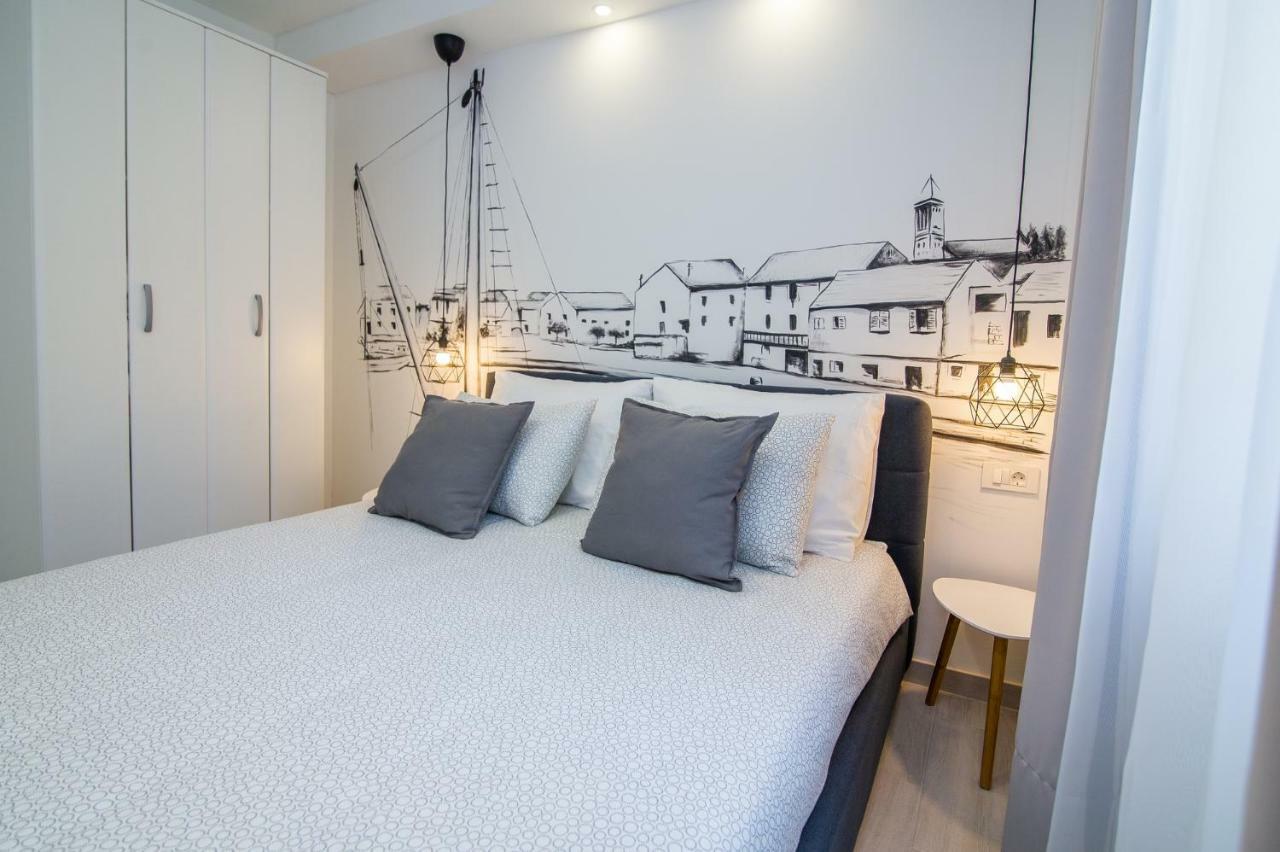 Fk Apartments Pakostane Bagian luar foto